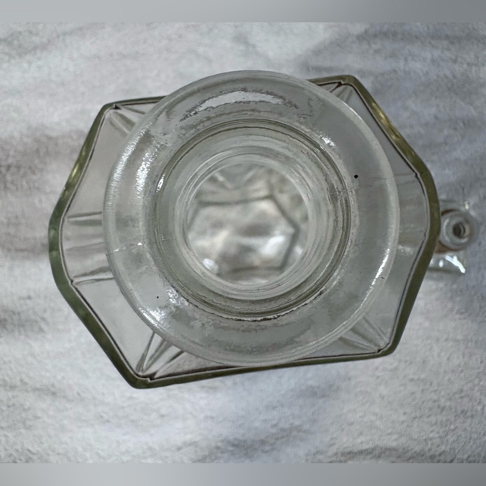 VINTAGE CLEAR GLASS LIQUOR/WINE DECANTER W/ GLASS STOPPER #0-126 ON BOTTOM 12" - Picture 5 of 10